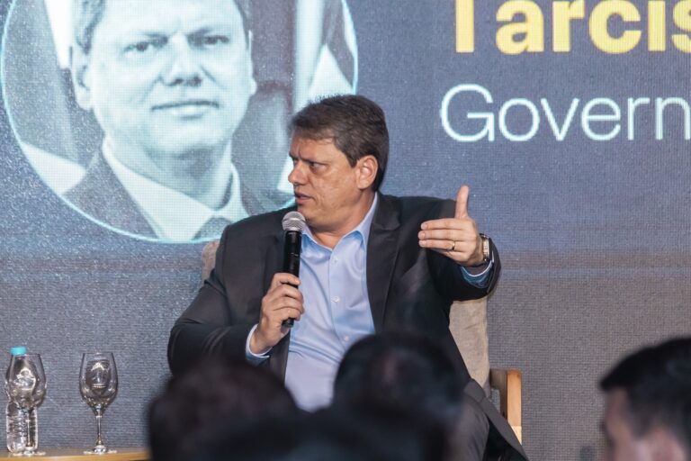 tarcisio-defende-o-alivio-tributario-para-proteger-o-sp-do-impacto-das-tensoes-comerciais
