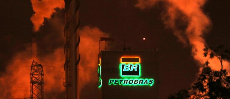 a-explosao-da-plataforma-petrobras-sai-11-feridos,-diz-o-petroleo-union