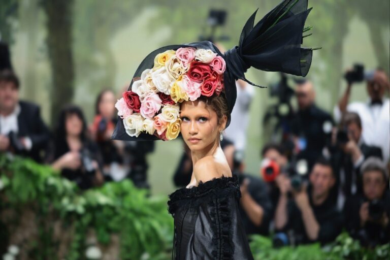 o-met-gala-2025-acontece-nesta-segunda-feira,-5;-aprenda-a-assistir-ao-vivo
