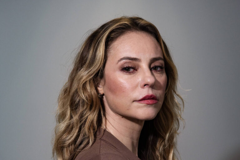 paola-oliveira-no-documentario-de-roda-viva-e-titanic:-o-que-assistir-nesta-segunda-feira